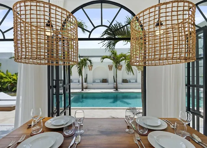 Chic All-white With Pool And Fire Pit *