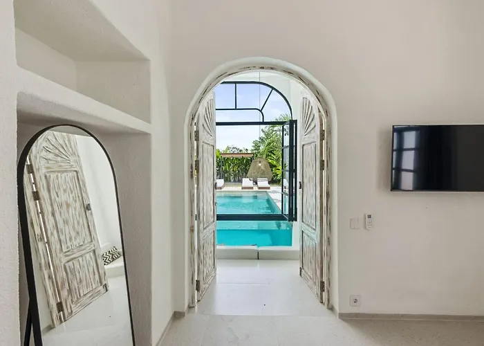 Chic All-white With Pool And Fire Pit * Jimbaran