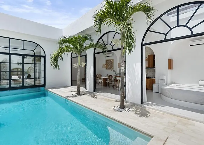 Villa Chic All-white With Pool And Fire Pit