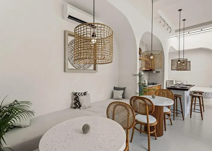 Villa Chic All-white With Pool And Fire Pit Jimbaran