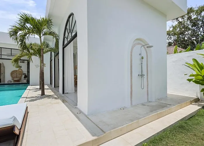 Villa Chic All-white With Pool And Fire Pit